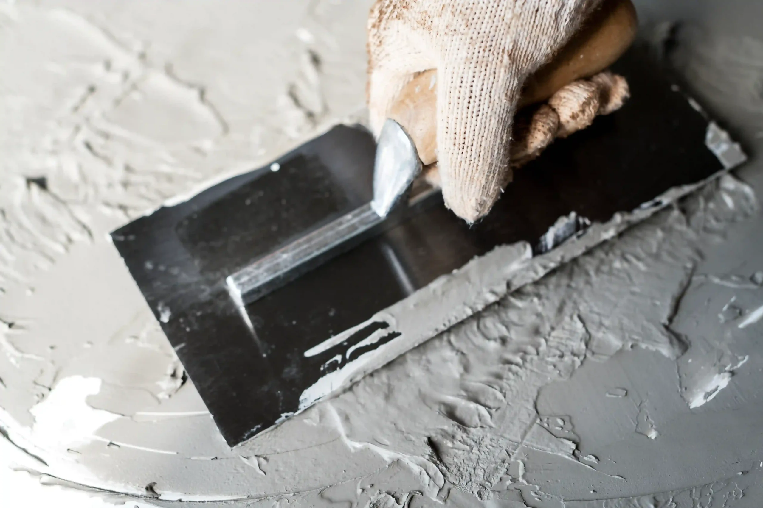 External rendering service Surrey — weather-resistant render finishes for Surrey properties