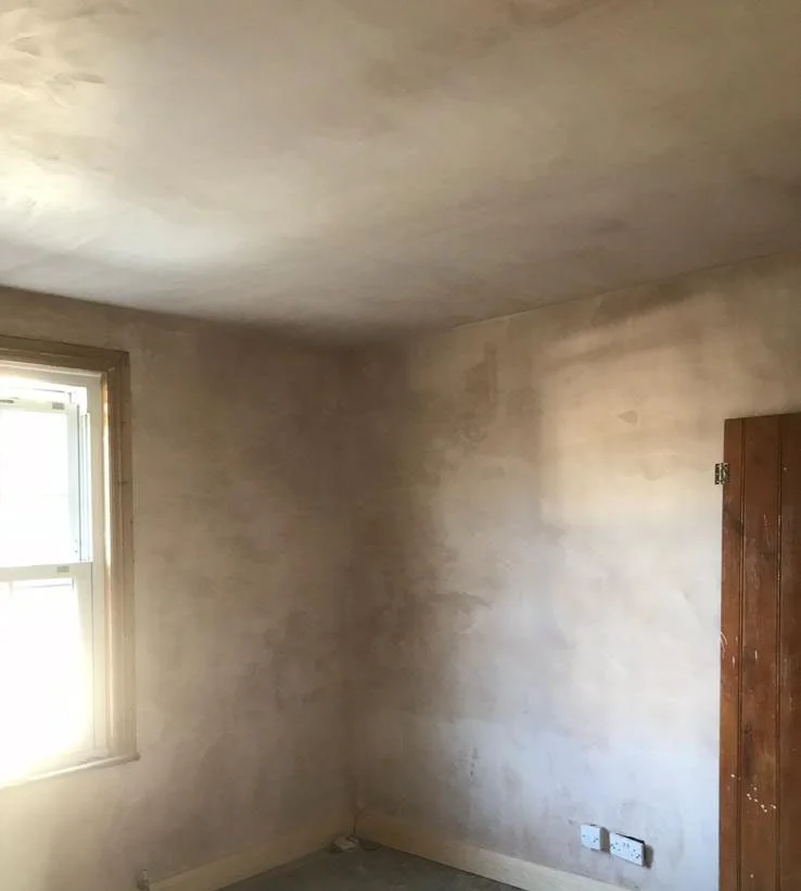 Internal plastering service Surrey — skim coats, full replasters and dry lining