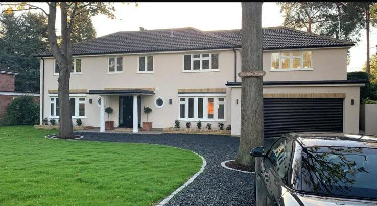 Surrey plastering and rendering contractor — modern house rendering project in Leatherhead Surrey